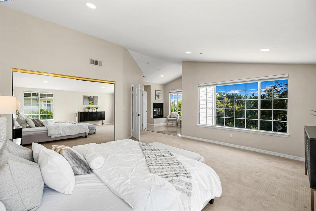 PORTOLA - Residential