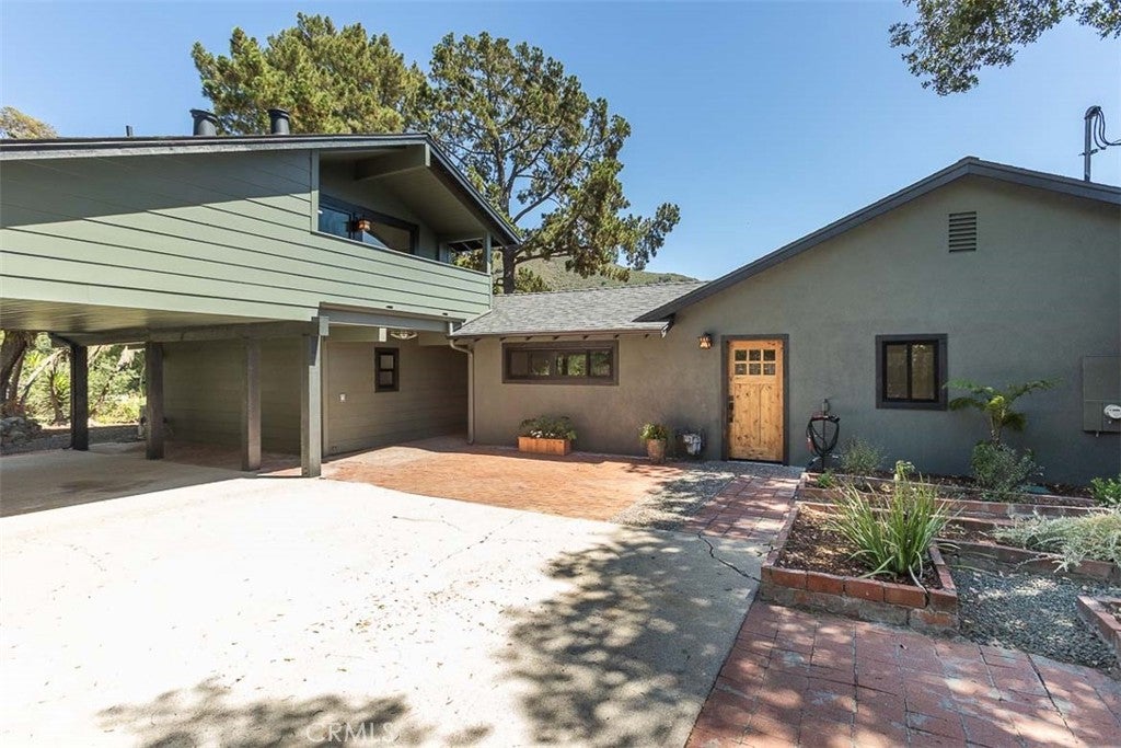335 San Miguel