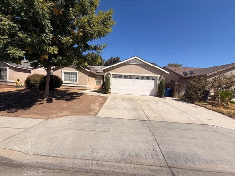 Photo of 2328 N Sonora LN, Fresno, CA 93722 (MLS # PW26189507)