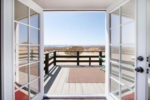 Photo of 66621 Daisy Lane, Joshua Tree, CA 92252 (MLS # 219140432PS)