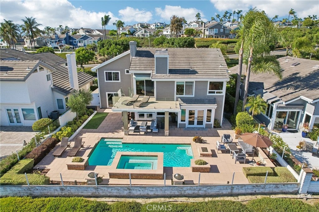 16 Callender Court