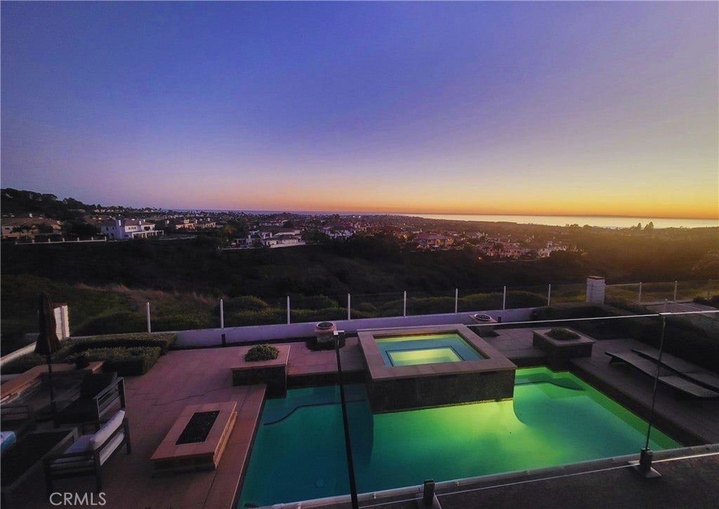 16 Callender Court