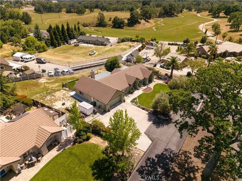 Tiny photo for 155 Eagle Creek Court, Atascadero, CA 93422 (MLS # SC26090498)