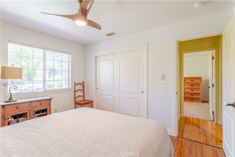 Tiny photo for 155 Eagle Creek Court, Atascadero, CA 93422 (MLS # SC26090498)