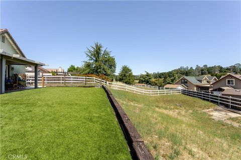 Tiny photo for 155 Eagle Creek Court, Atascadero, CA 93422 (MLS # SC26090498)
