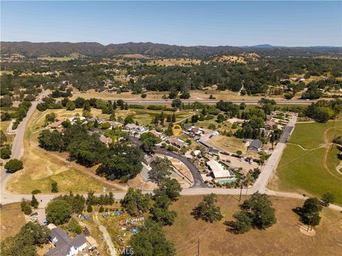 Tiny photo for 155 Eagle Creek Court, Atascadero, CA 93422 (MLS # SC26090498)