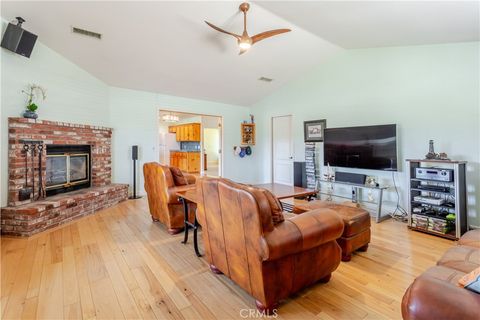 Tiny photo for 155 Eagle Creek Court, Atascadero, CA 93422 (MLS # SC26090498)