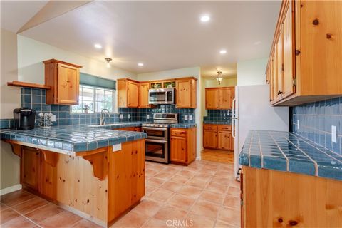 Tiny photo for 155 Eagle Creek Court, Atascadero, CA 93422 (MLS # SC26090498)