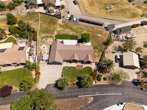 Tiny photo for 155 Eagle Creek Court, Atascadero, CA 93422 (MLS # SC26090498)