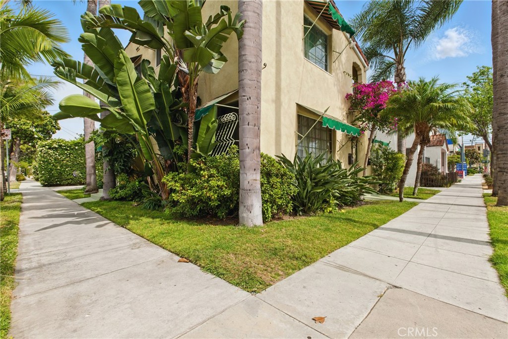 236 Temple Avenue