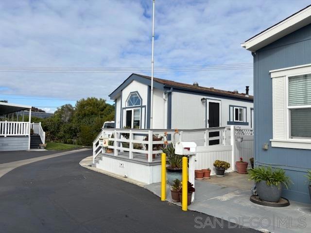 6516 Friendly Place