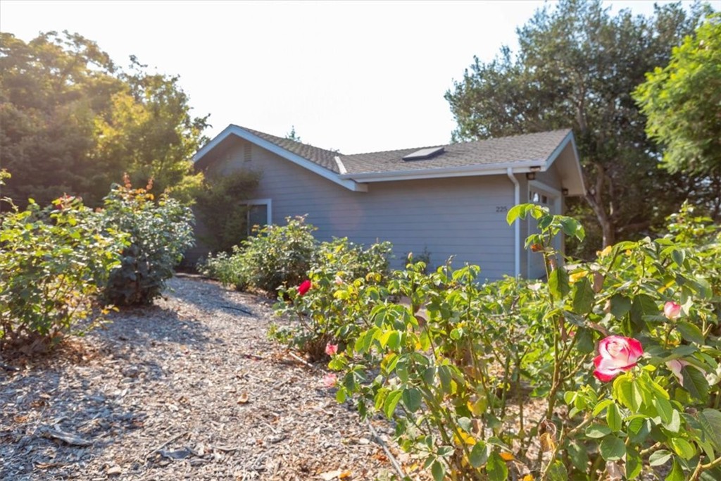 225 Hacienda Avenue