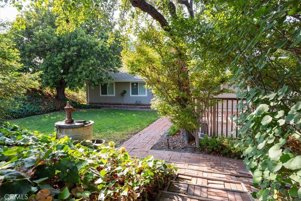 225 Hacienda Avenue