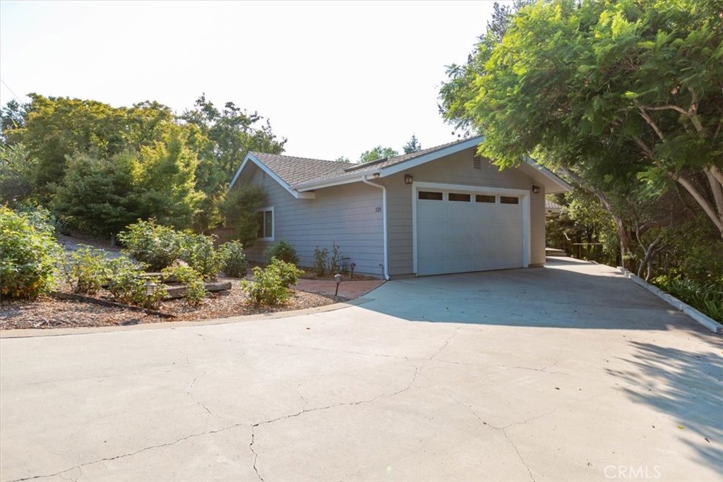 225 Hacienda Avenue