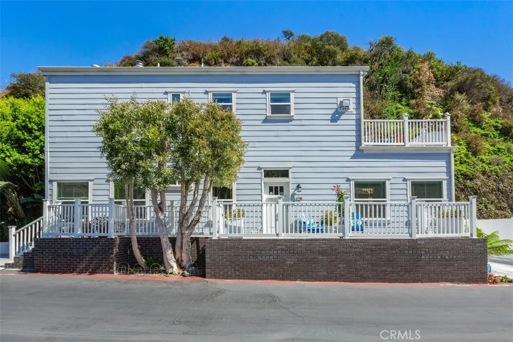 Laguna Beach, California 92651, United States, 2 Bedrooms Bedrooms, ,2 BathroomsBathrooms,Residential,Active,3145