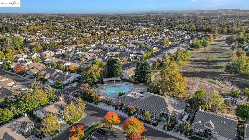 SUMMERSET 1 - Residential