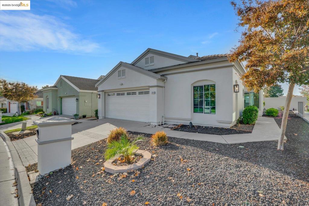 SUMMERSET 1 - Residential