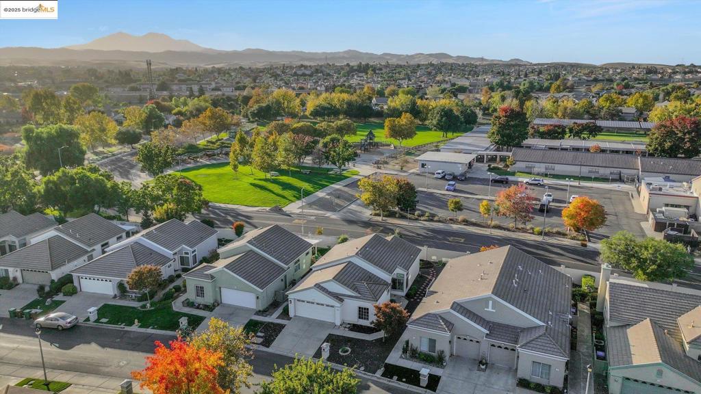 SUMMERSET 1 - Residential