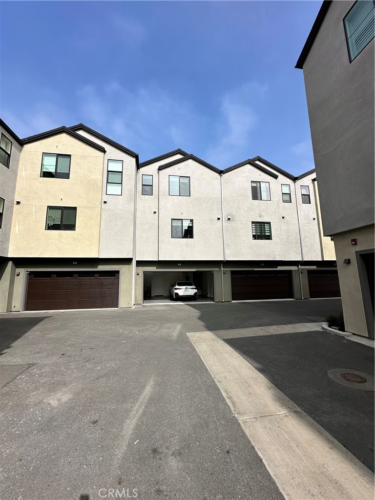 North Long Beach (NLB) - Residential Lease