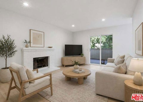 Photo of 2511 Easton Place #48, San Jose, CA 95133 (MLS # 26993735)
