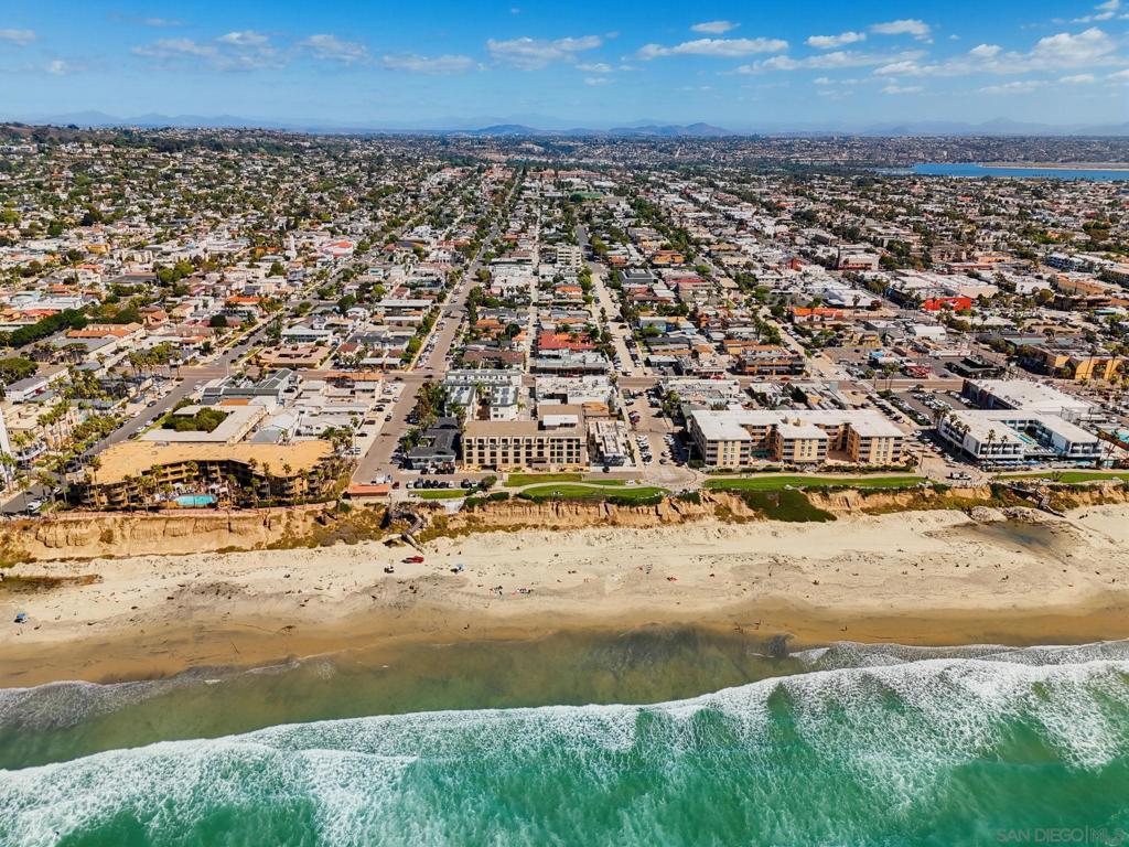 4667 Ocean Blvd 105