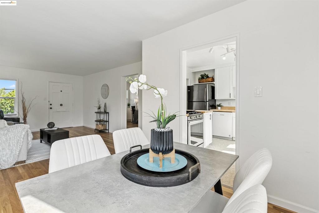 EL CERRITO - Residential