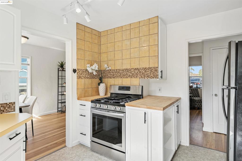 EL CERRITO - Residential