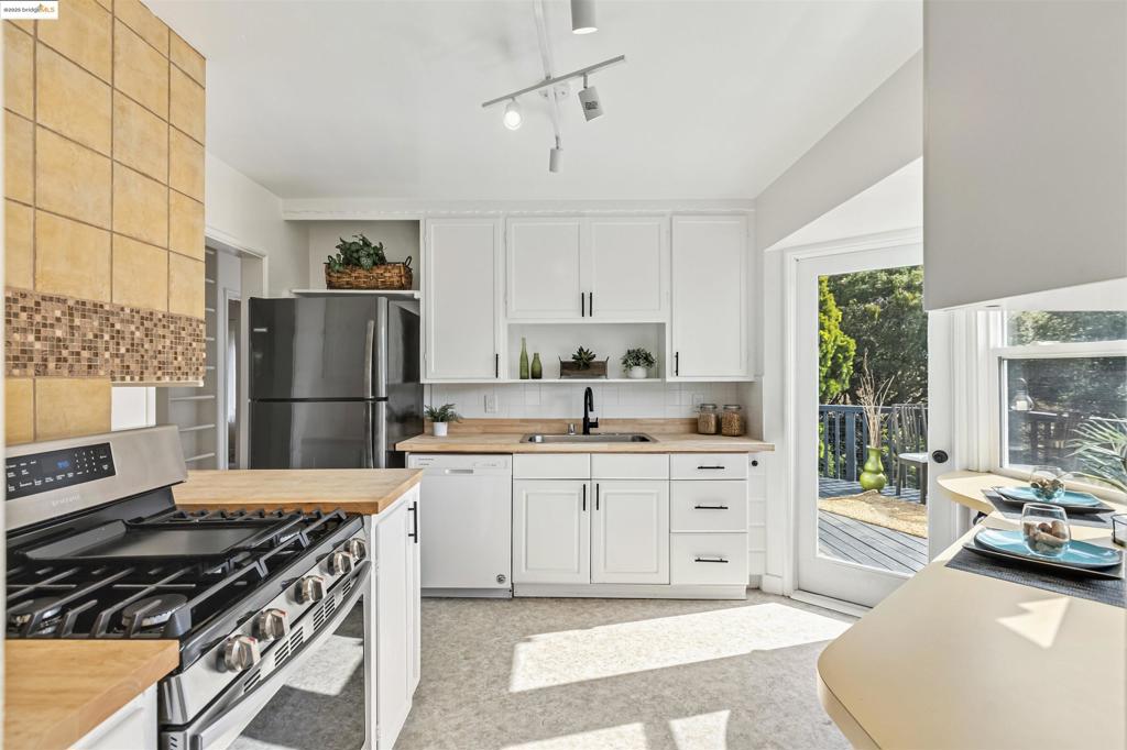 EL CERRITO - Residential