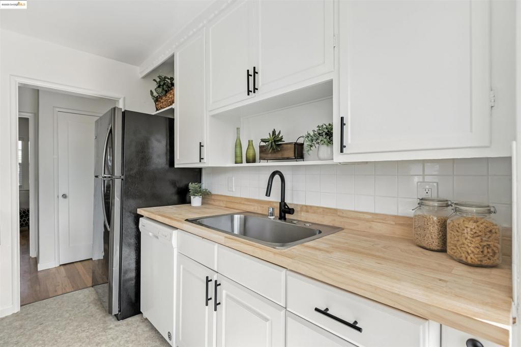 EL CERRITO - Residential