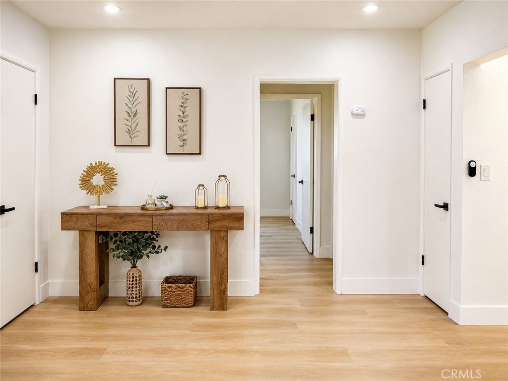 8214 Jadeite Ave