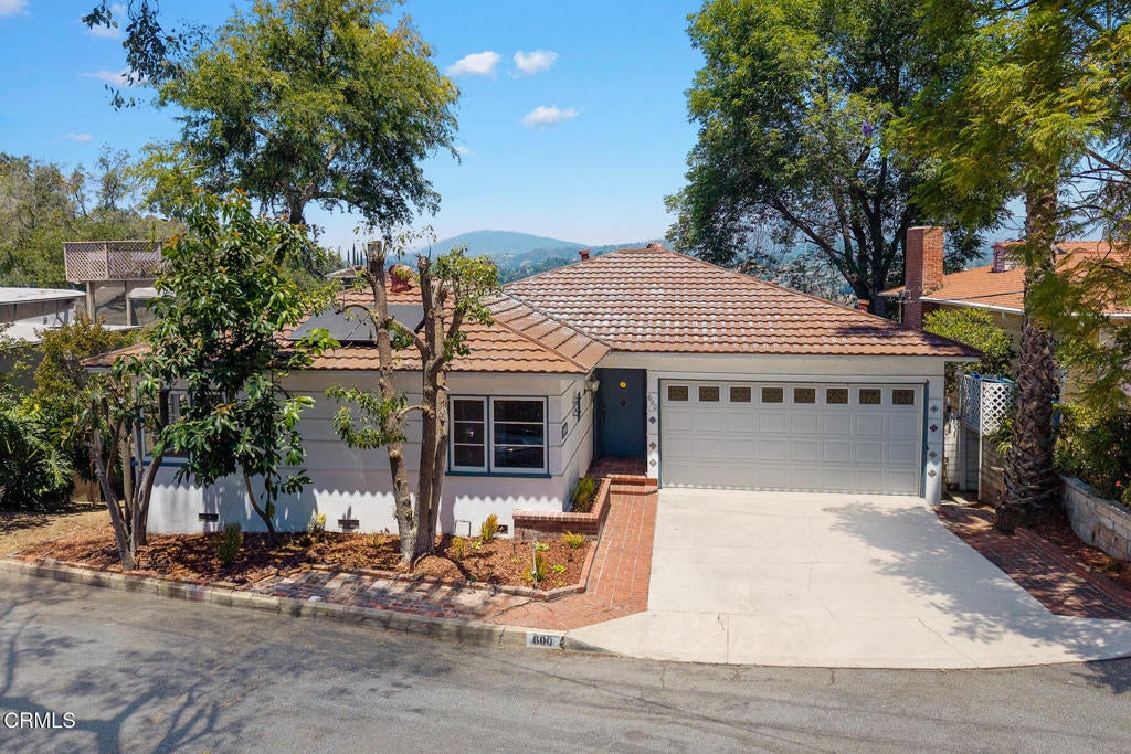 600 Alta Vista Circle