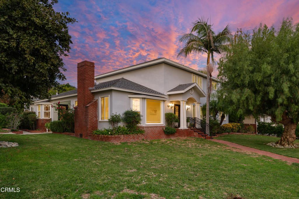 Photo of 941 Chehalem Road, La Canada Flintridge, CA 91011 (MLS # P1-26247)