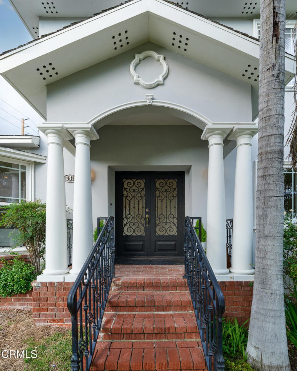 Photo of 941 Chehalem Road, La Canada Flintridge, CA 91011 (MLS # P1-26247)