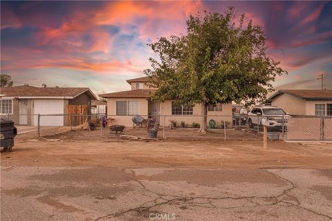 Photo of 34186 Woods Avenue, Barstow, CA 92311 (MLS # CV25194515)