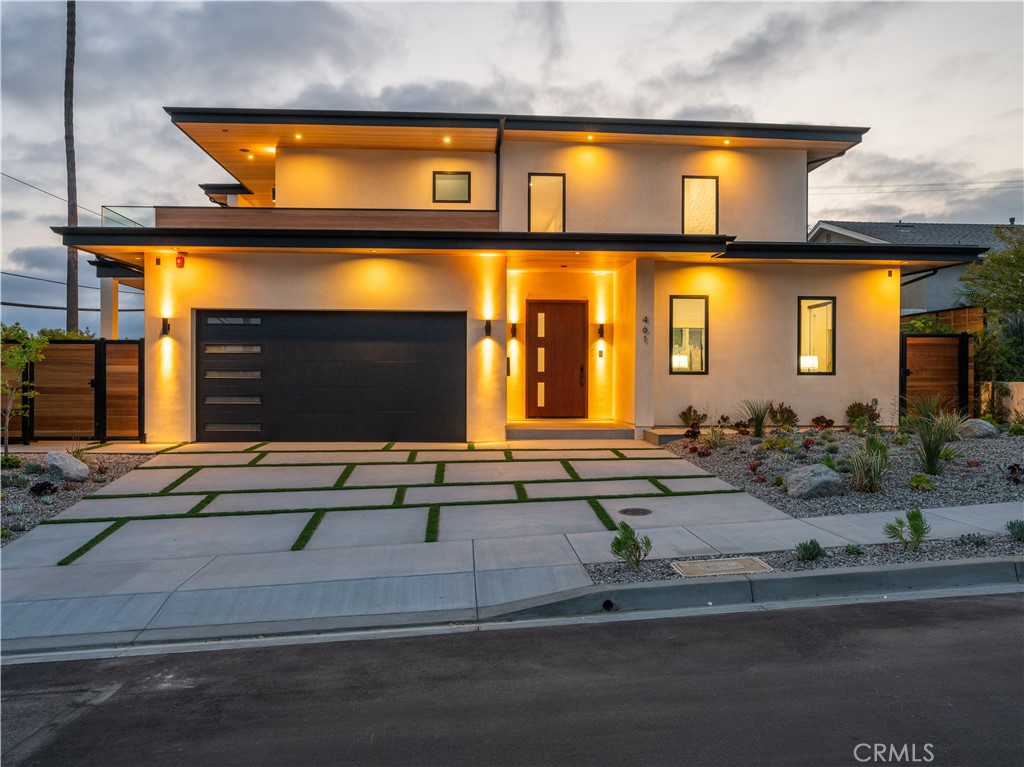461 NW Chabela Dr.