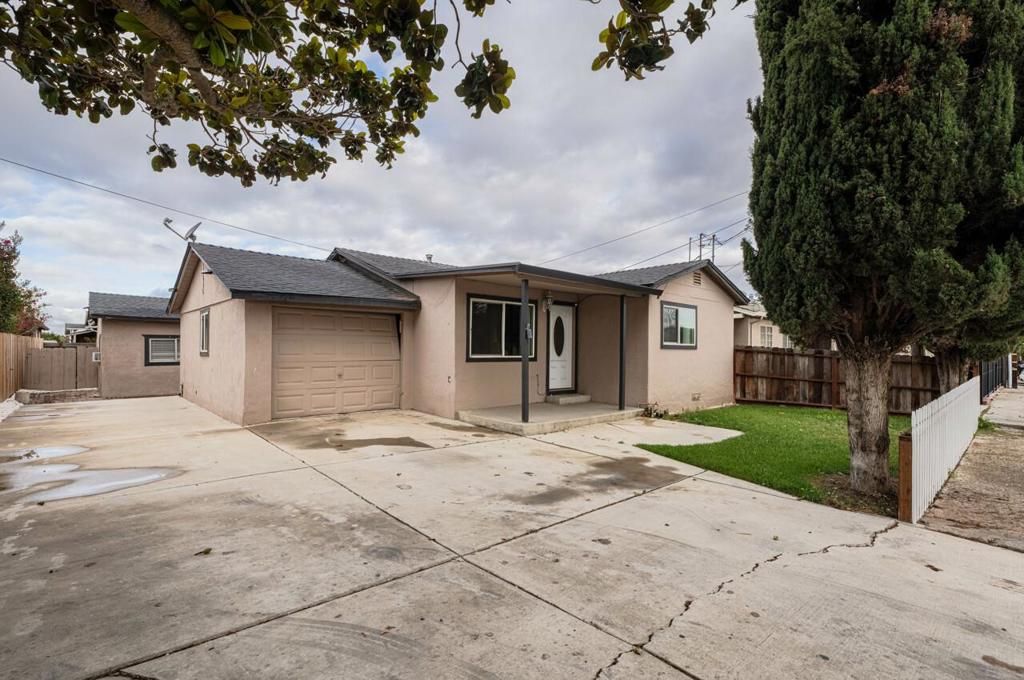 Photo of Bridgevale Road, Hollister, CA 95023 (MLS # ML82024941)