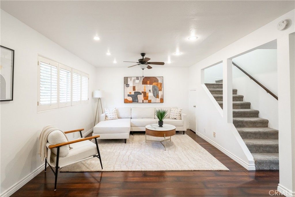 Photo of 231 Green Lea Pl, Thousand Oaks, CA 91361 (MLS # SR26029018)