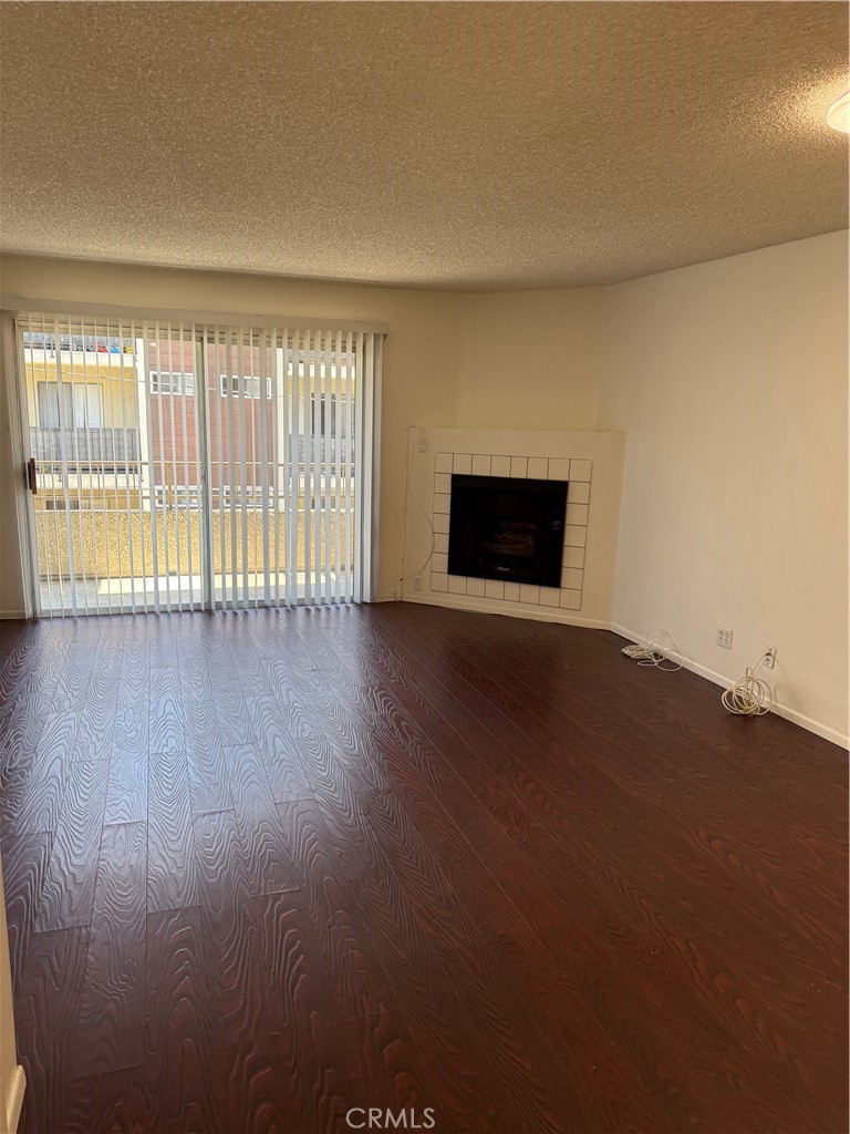 445 W 6th Street W 309