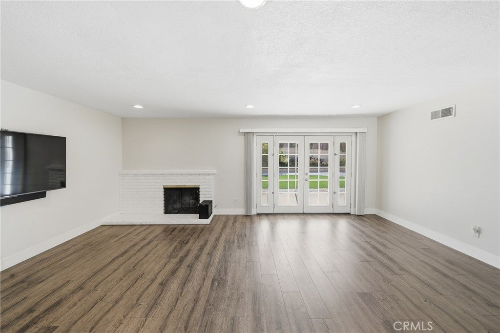 22922 Dry Creek