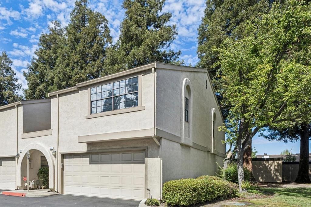 Photo of 5319 Port Sailwood Drive, Newark, CA 94560 (MLS # ML82043175)