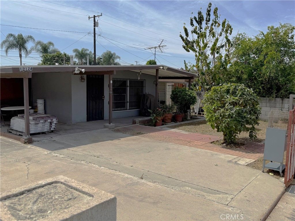 Photo of 12124 161st St, Norwalk, CA 90650 (MLS # PW26072193)