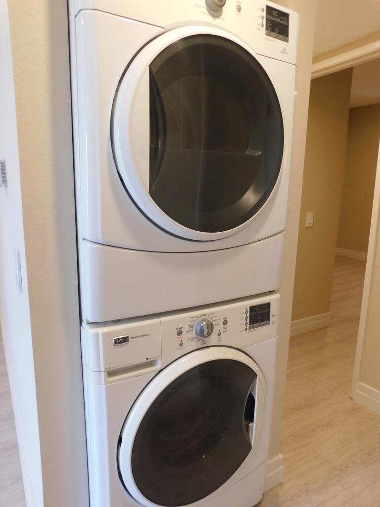 Casa De Oaks-604 - 604 - Residential Lease