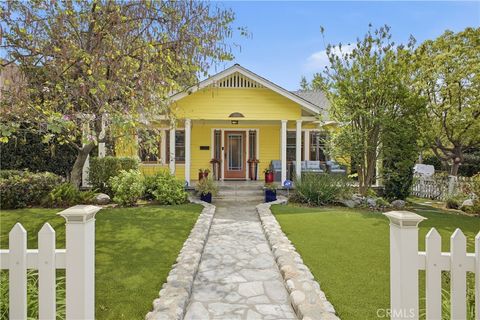 Photo of 402 Wildrose Avenue, Monrovia, CA 91016 (MLS # AR26056304)