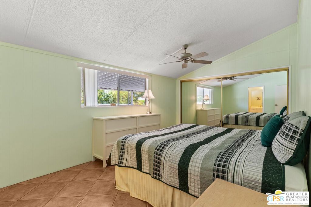 Date Palm Country Cl - Manufactured In Park