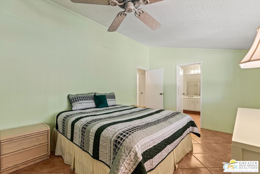 Date Palm Country Cl - Manufactured In Park