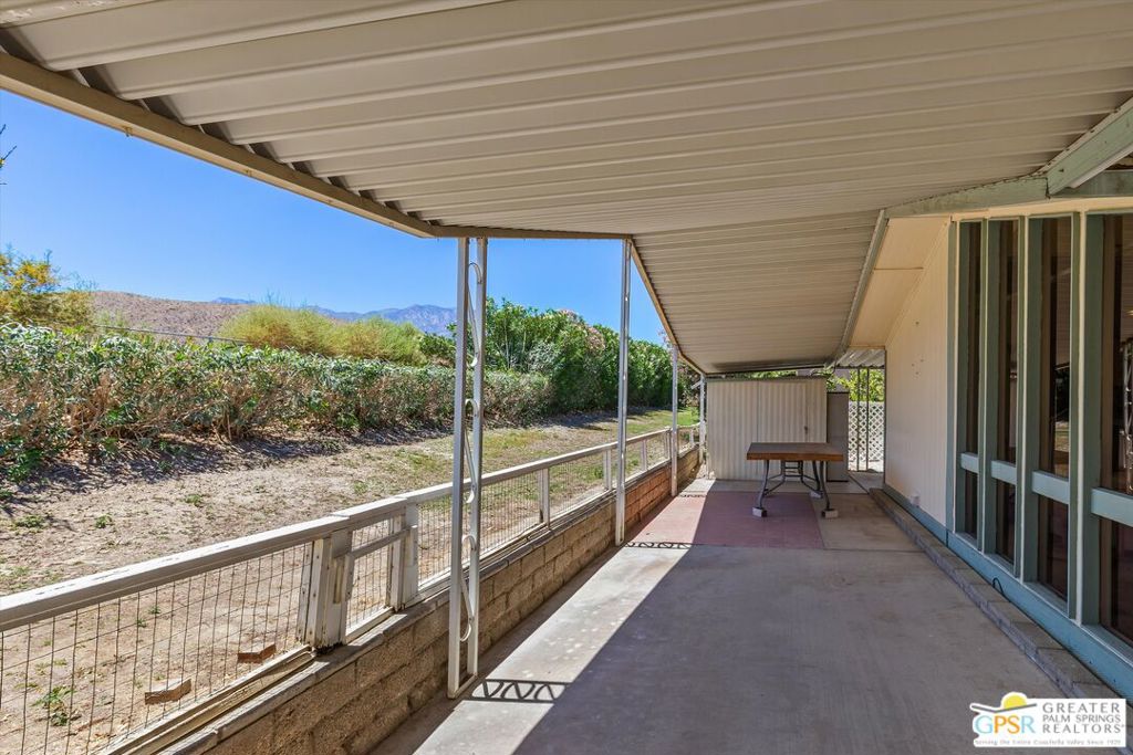 Date Palm Country Cl - Manufactured In Park