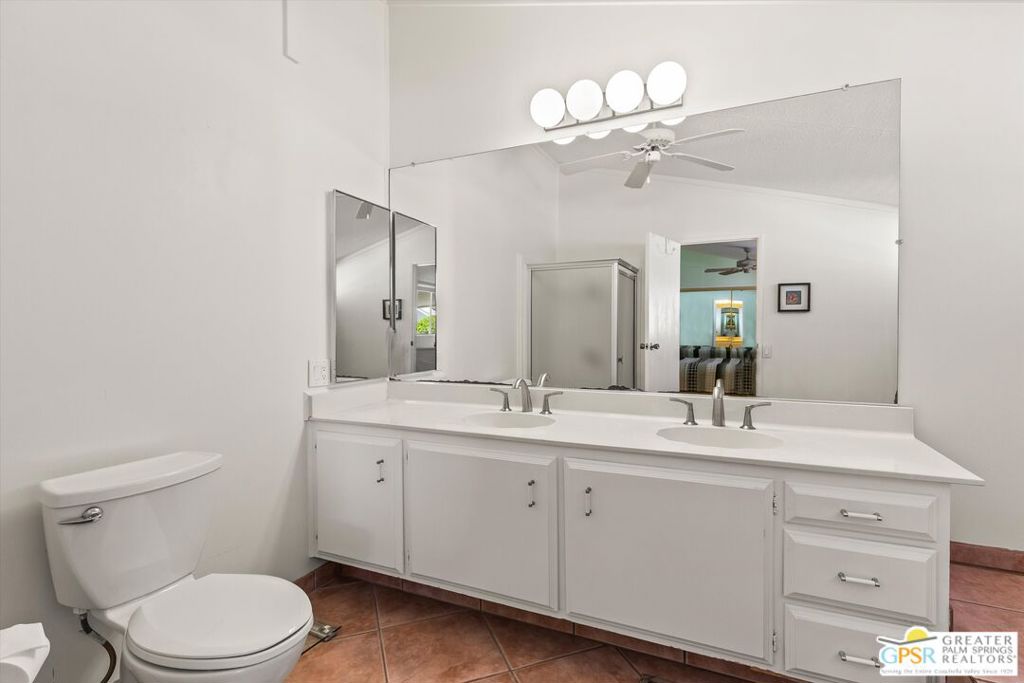 Date Palm Country Cl - Manufactured In Park