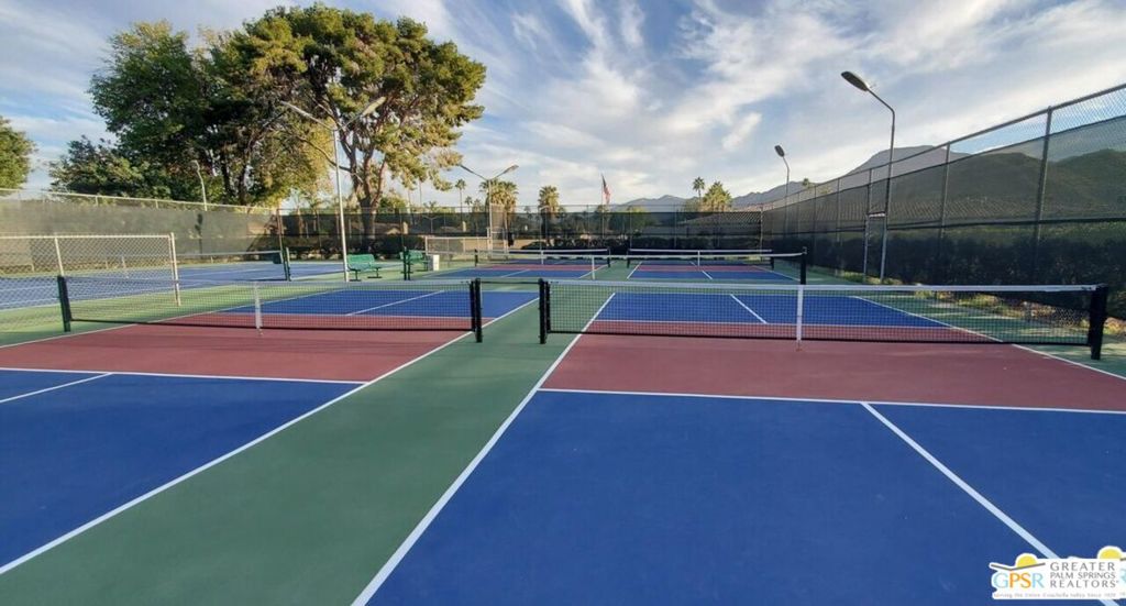 Date Palm Country Cl - Manufactured In Park