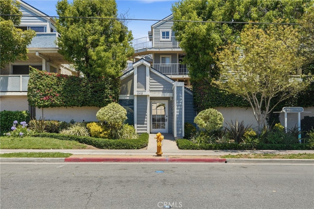 628 Daisy Avenue