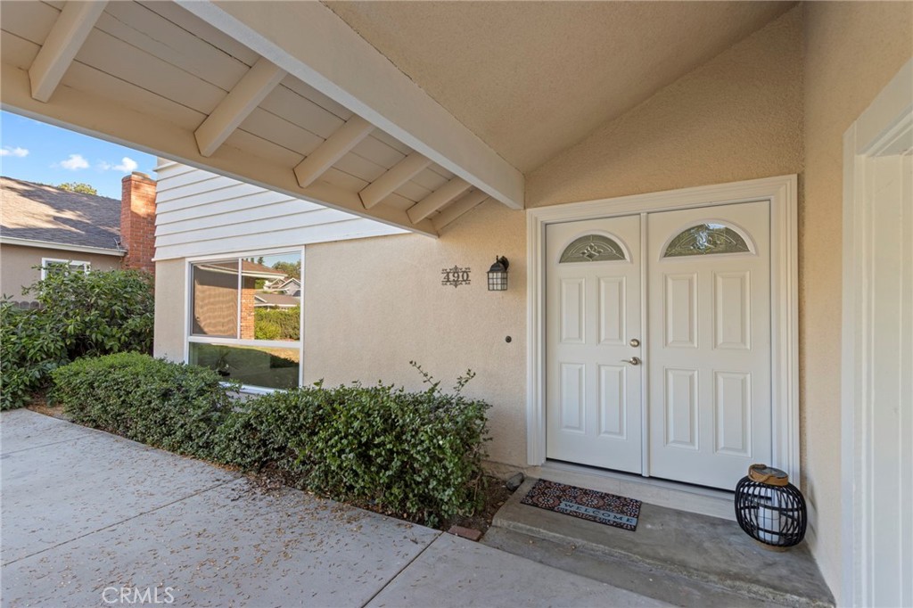 490 Buttonwood Drive